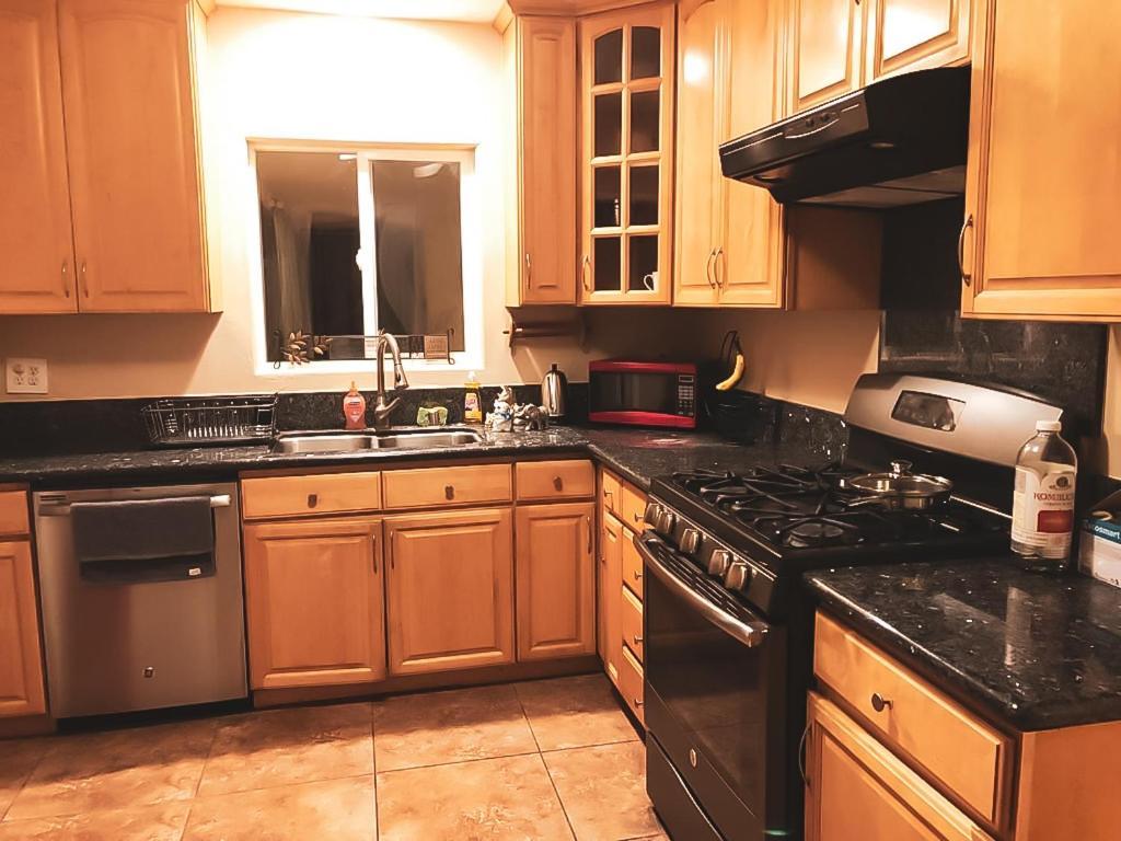 بيت شباب House Downtown Oc سانتا أنا، كاليفورنيا المظهر الخارجي الصورة